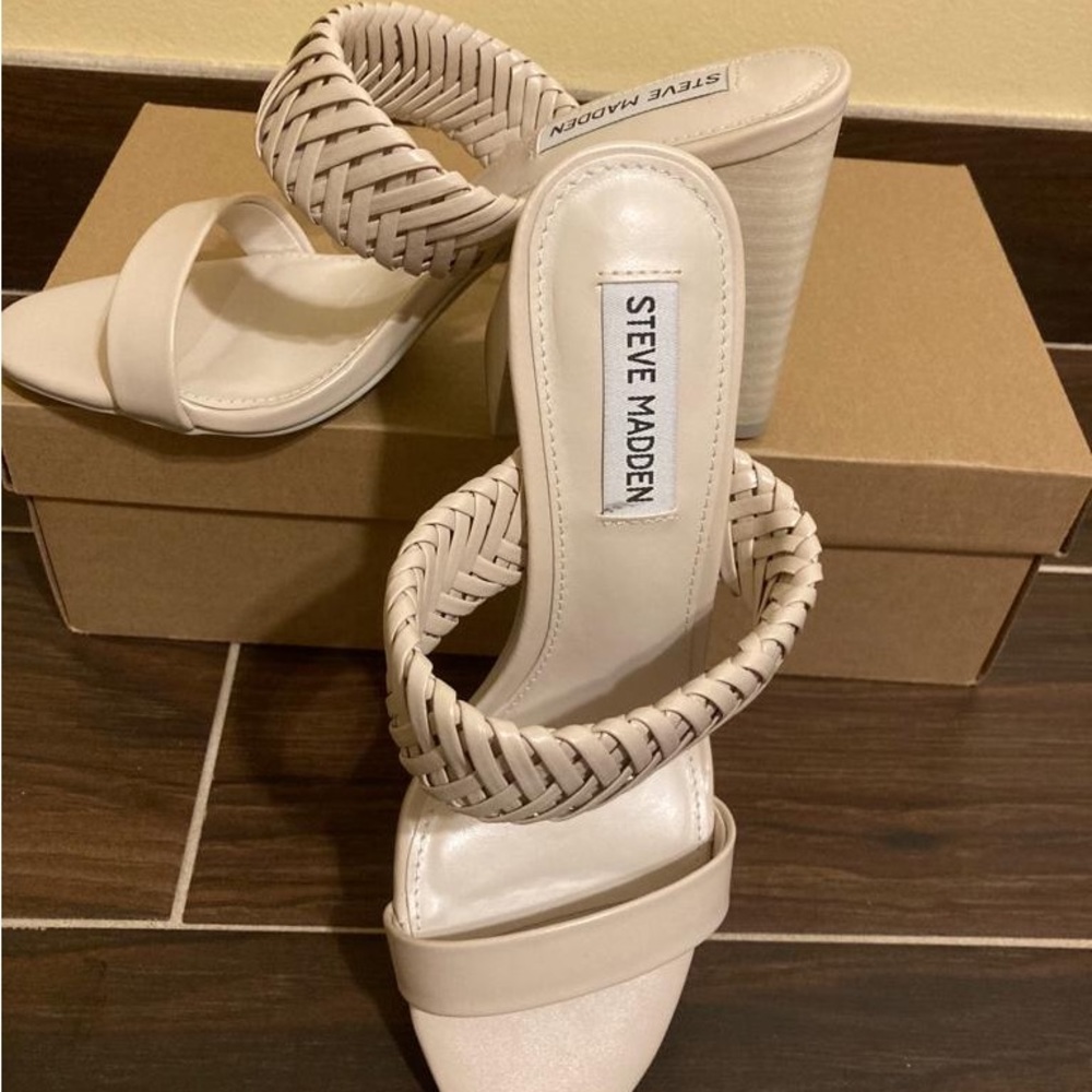 Brand new with tags! Steve Madden Cathy Bone Heeled Sandal size 8